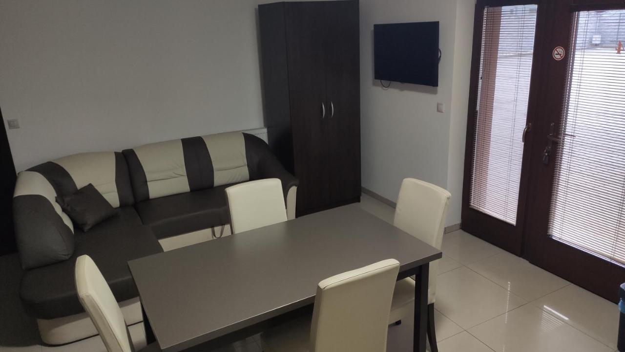 Vila Lexus Velky Meder Ngoại thất bức ảnh